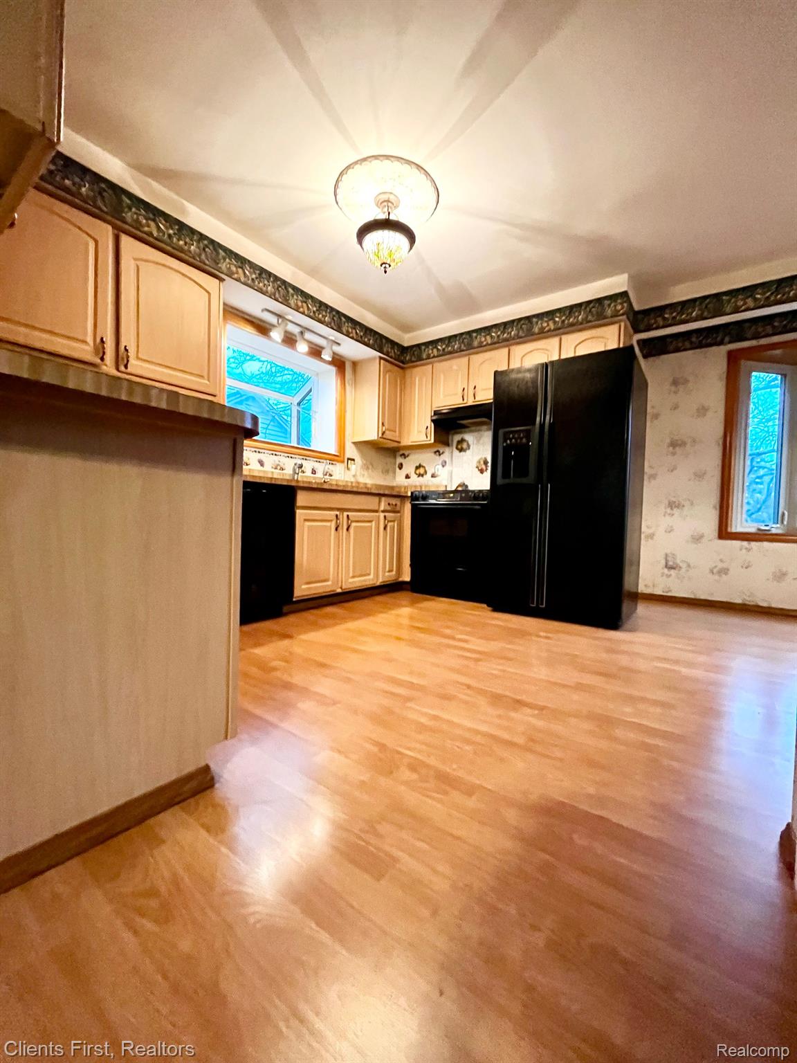 2316 Norton Road Rochester, MI 48307 - Photo 13 of 36 Gallery Image 13