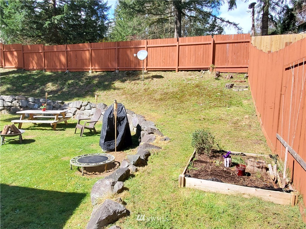 1061 Northeast Larson Lake Road Belfair, WA 98528 - Photo 3 of 26 Gallery Image 3