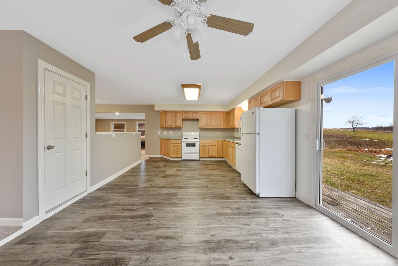 2148 Marion Center Road Charlevoix, MI 49720 - Photo 6 of 35 1870333-5.JPG