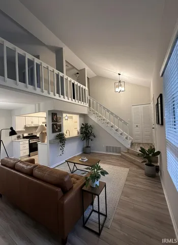 $195,500 | 18193 Windmill Court, South Bend, IN 46637