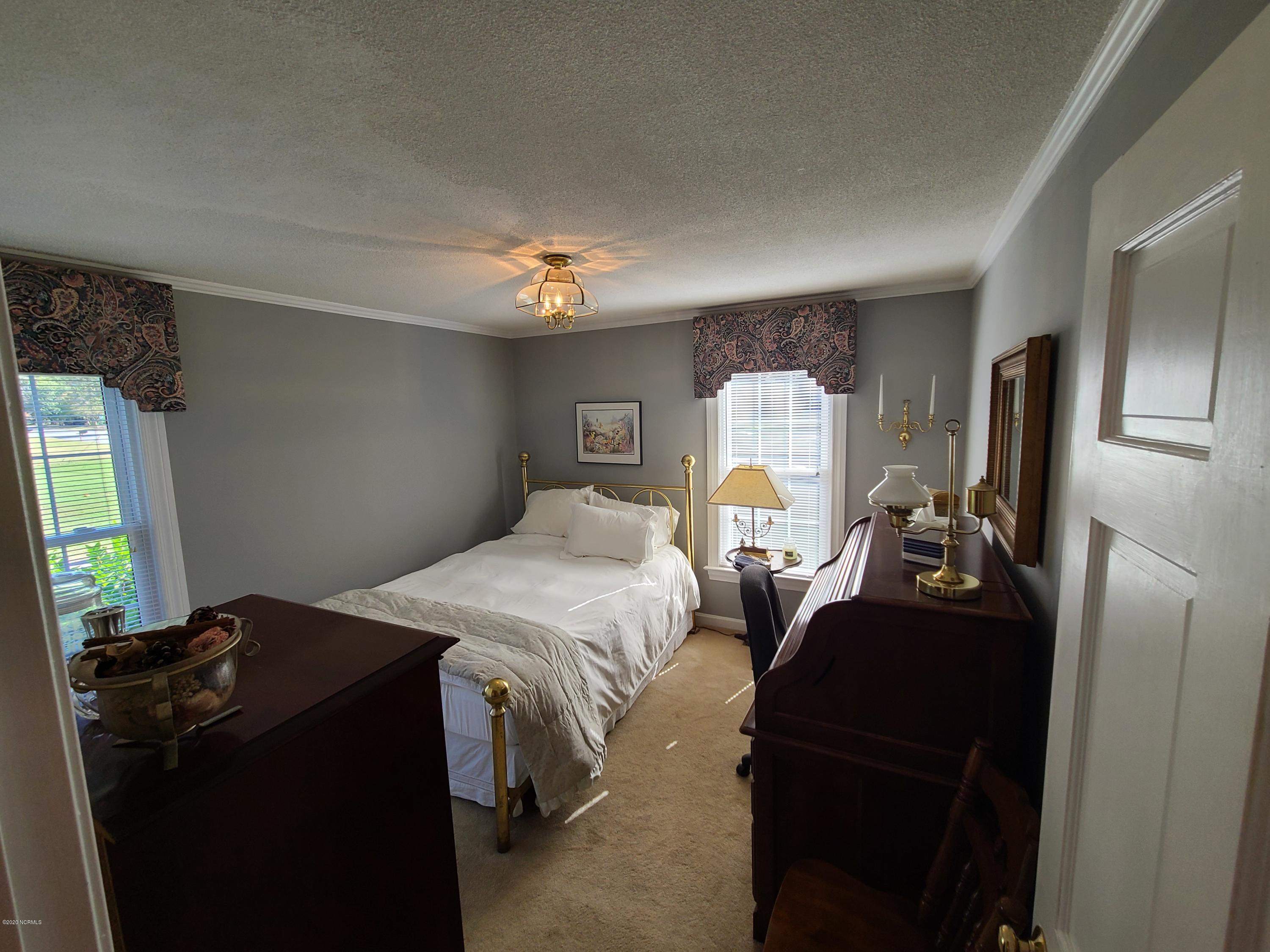2108 Emerson Road Kinston, NC 28504 - Photo 17 of 37 20201024_111310