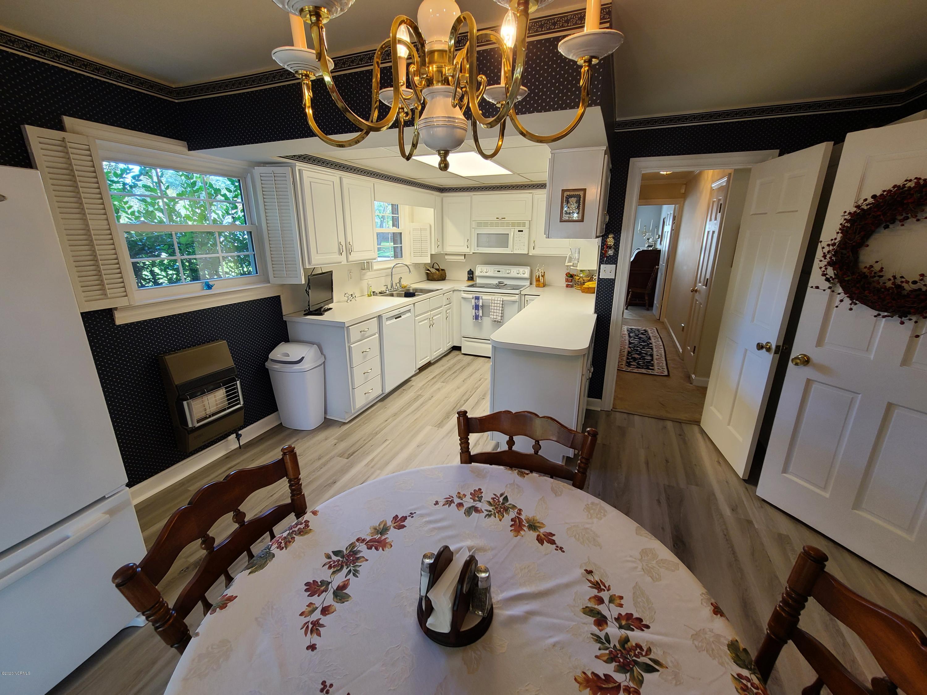2108 Emerson Road Kinston, NC 28504 - Photo 5 of 37 20201024_111246