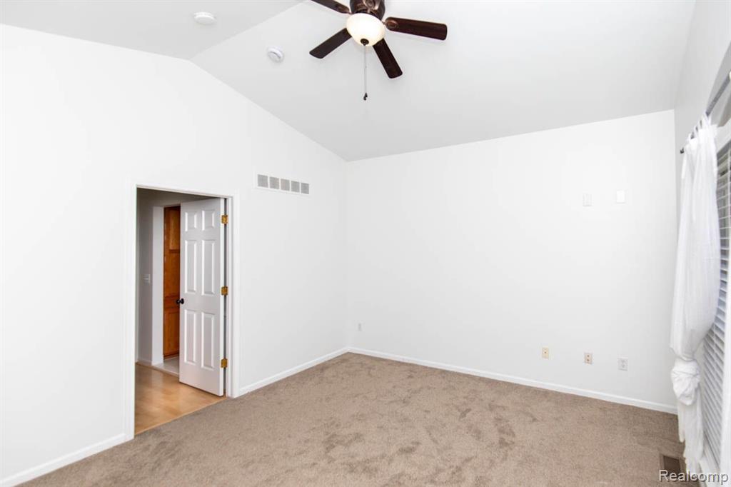 370 Cherry Grove Road Canton, MI 48188 - Photo 15 of 40