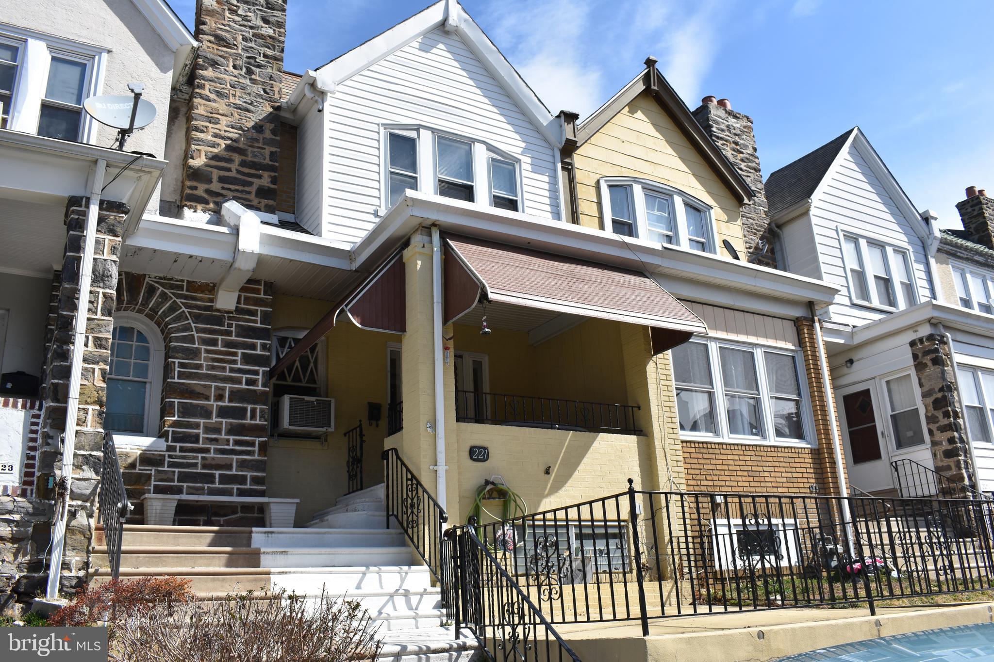 221 Avon Road Upper Darby, PA 19082 - Photo 2 of 17