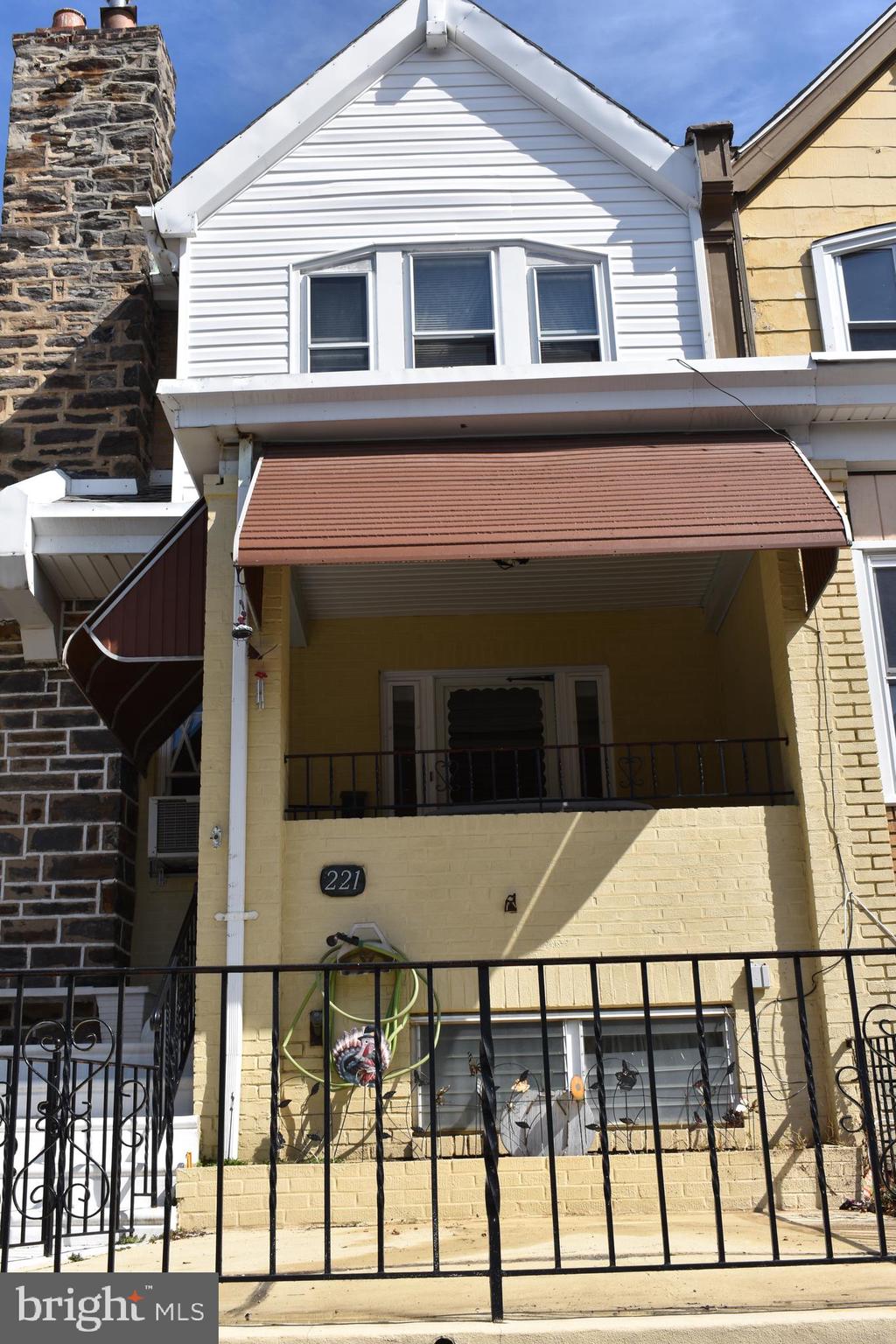 221 Avon Road Upper Darby, PA 19082 - Photo 16 of 17