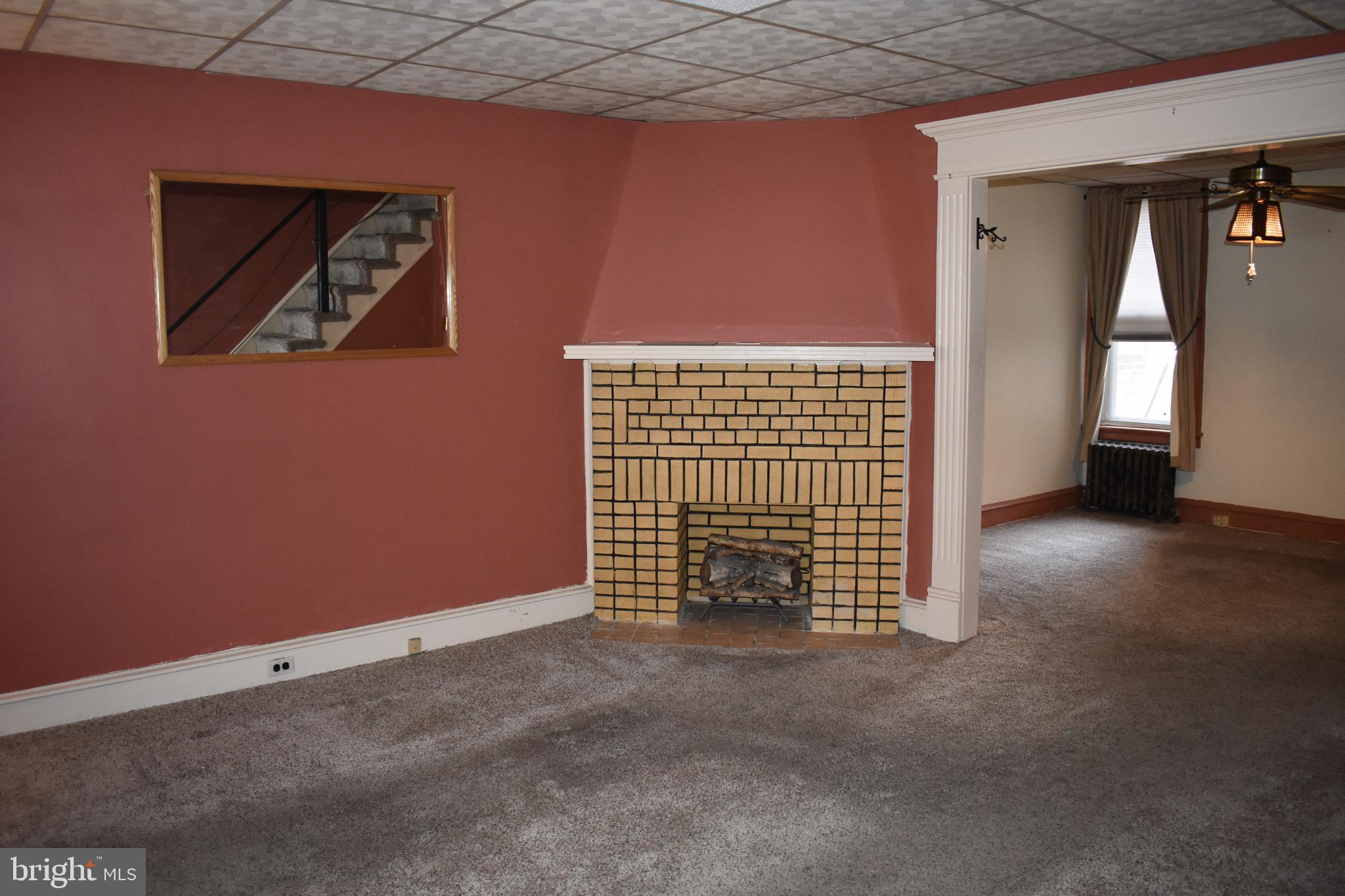 221 Avon Road Upper Darby, PA 19082 - Photo 3 of 17 Carpet is nicer than picture shows