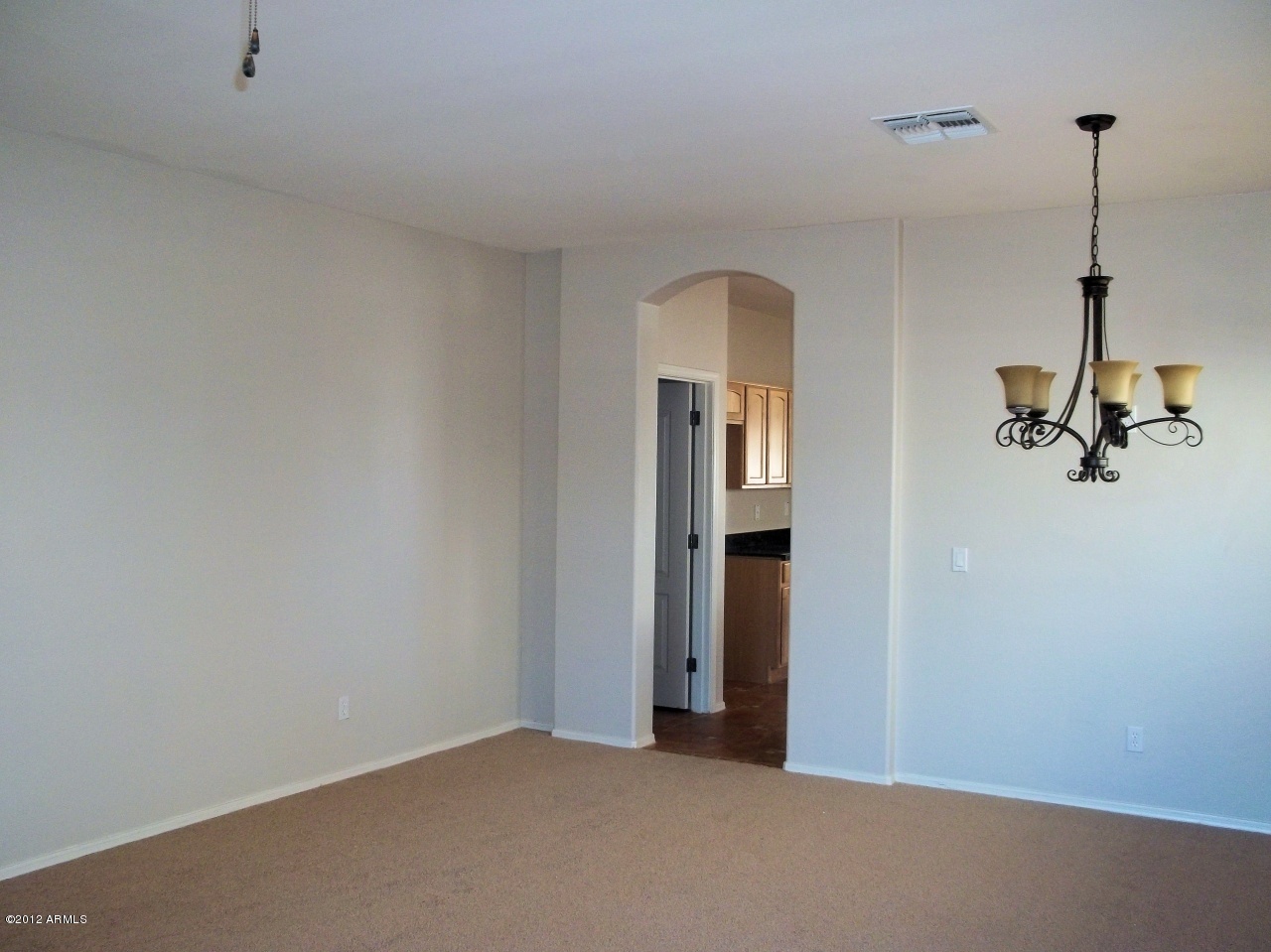 44216 Pioneer Road Maricopa, AZ 85139 - Photo 4 of 20 105_1988