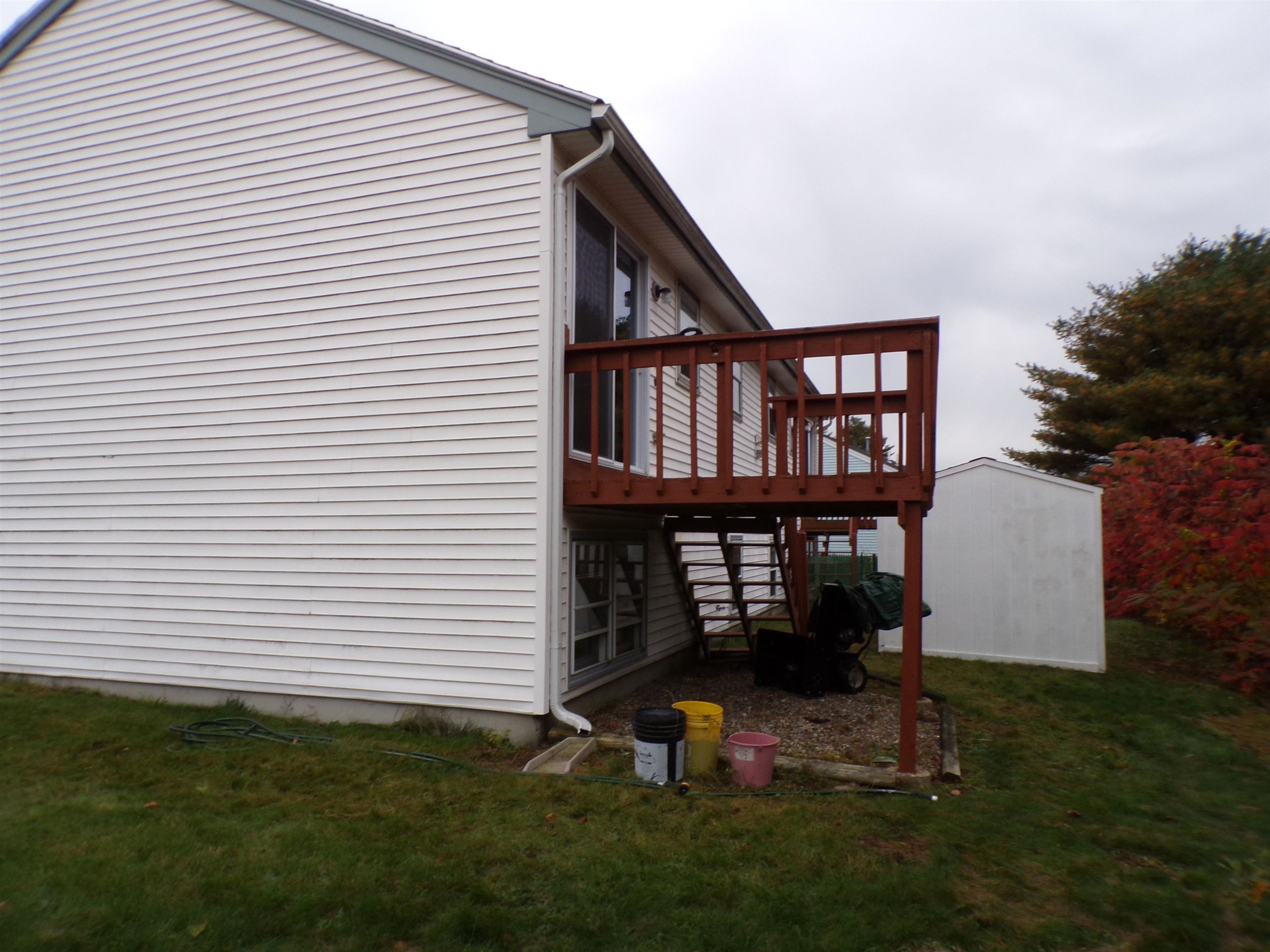 80 R Derryfield Road, Unit R Derry, NH 03038 - Photo 7 of 32