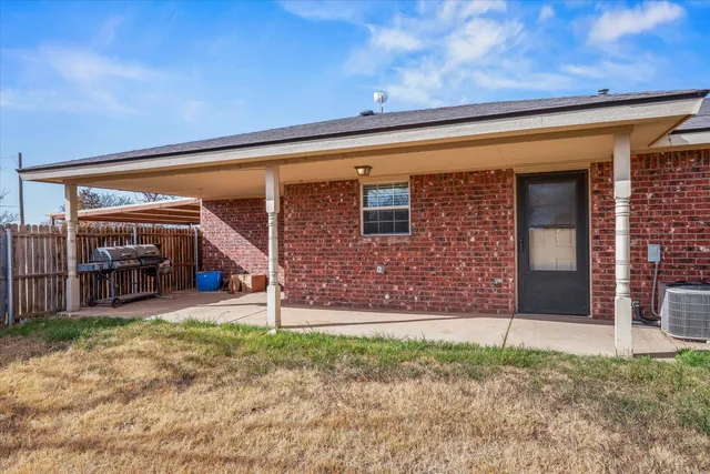 $125,000 | 700 Avenue North, Ralls, TX 79357