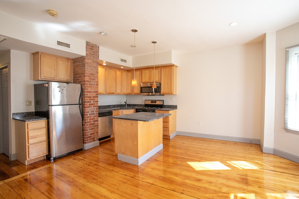 127 Marcella Street, Unit 2 Boston, MA 02119 - Photo 2 of 21 Gallery Image 2