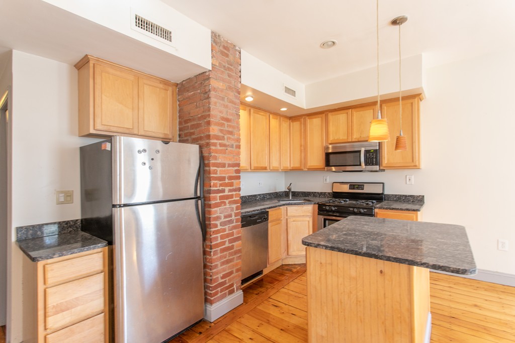 127 Marcella Street, Unit 2 Boston, MA 02119 - Photo 5 of 21 Gallery Image 5
