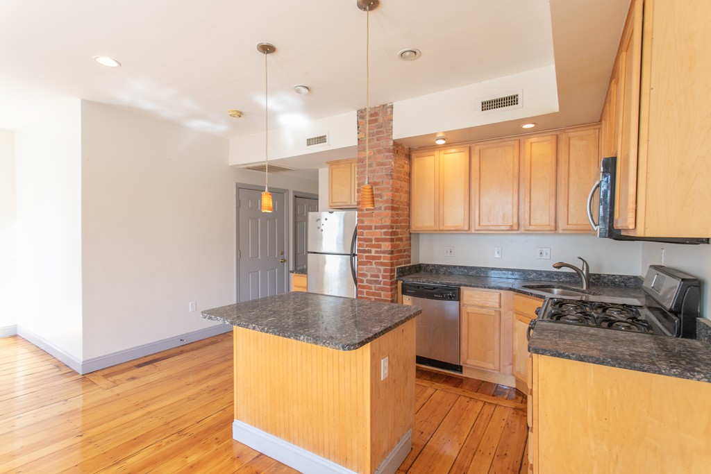 127 Marcella Street, Unit 2 Boston, MA 02119 - Photo 6 of 21 Gallery Image 6