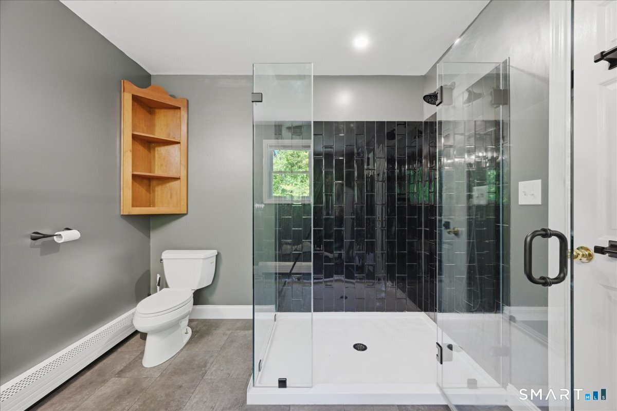 860 Long Cove Road Ledyard, CT 06335 - Photo 20 of 38