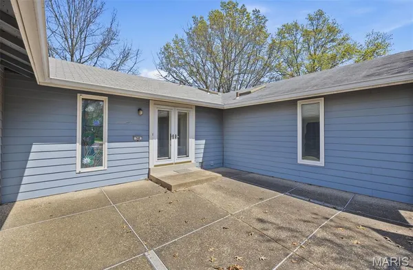 $365,000 | 740 Penny Court, Ballwin, MO 63011