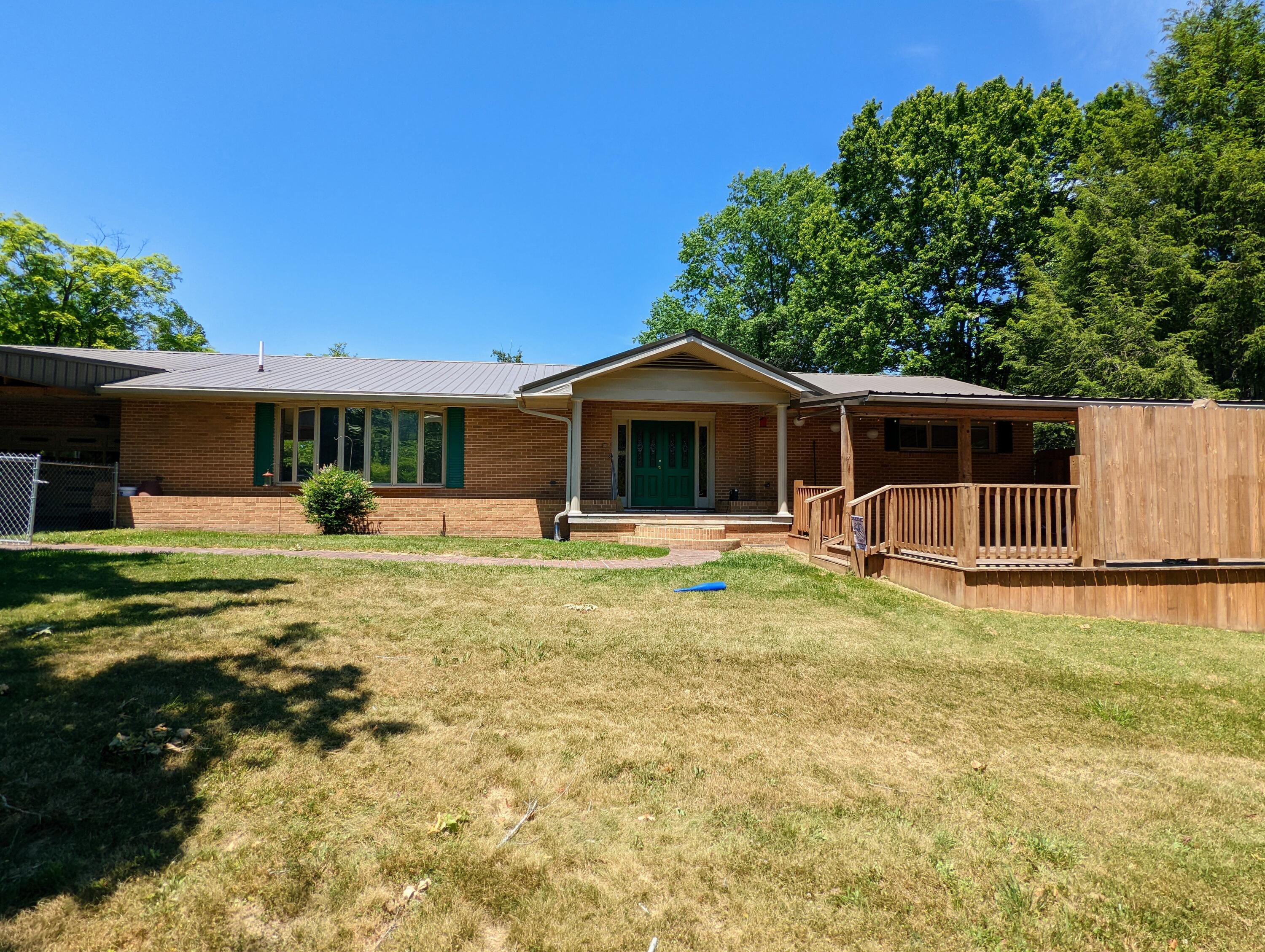 121 Sunset Drive Clintwood, VA 24228 - Photo 13 of 53 PXL_20220622_182812898