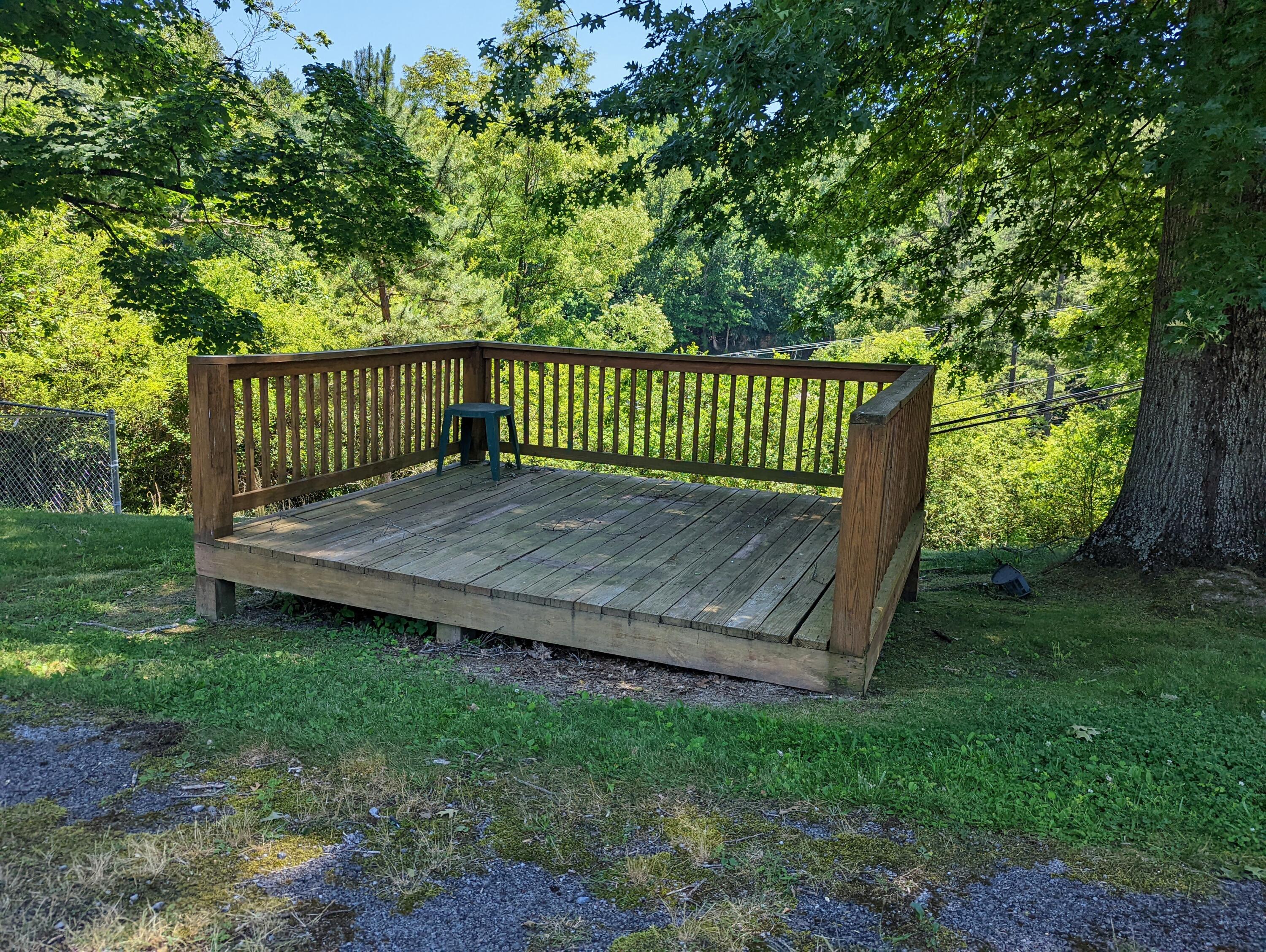 121 Sunset Drive Clintwood, VA 24228 - Photo 19 of 53 PXL_20220622_182656355