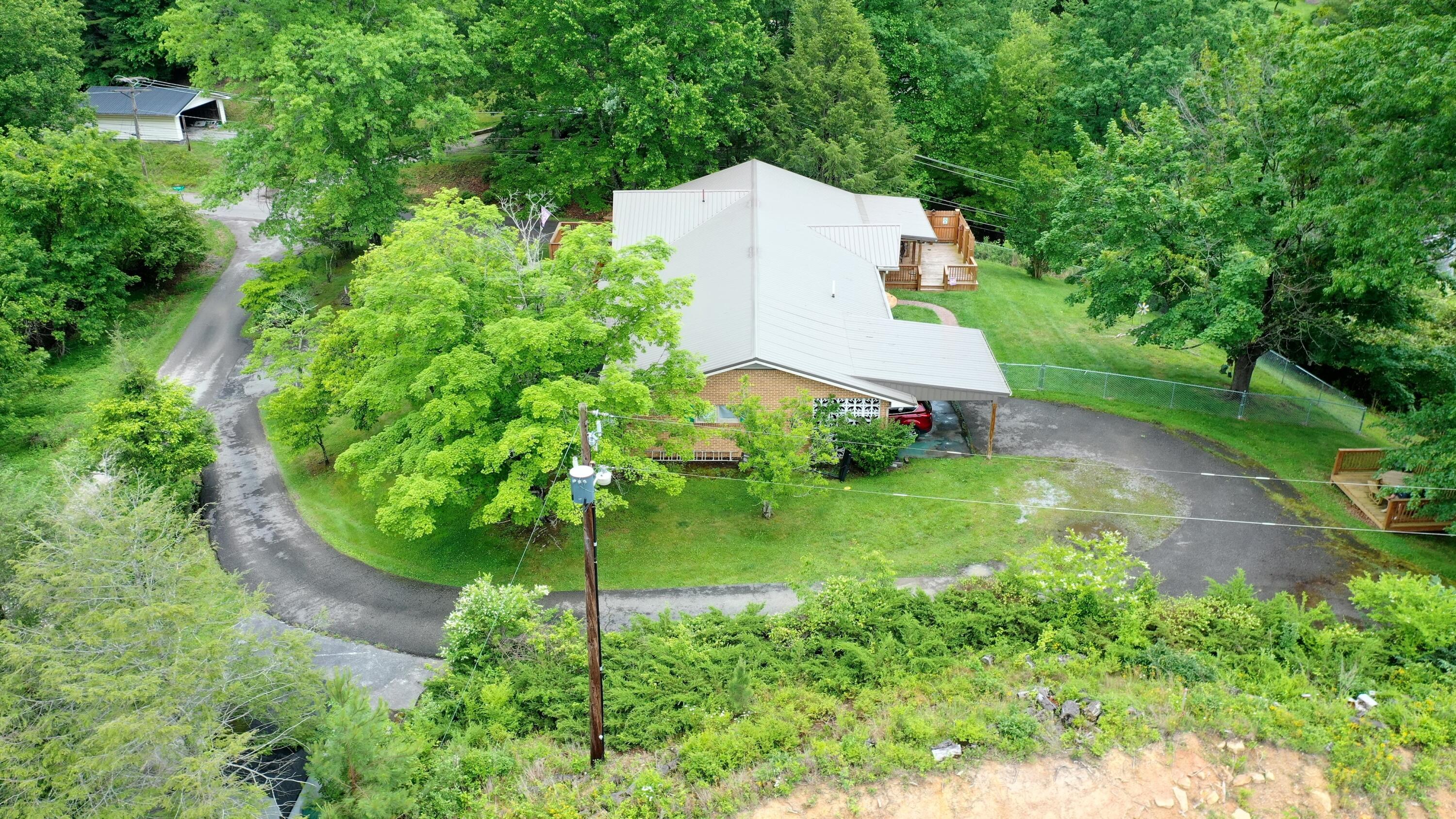 121 Sunset Drive Clintwood, VA 24228 - Photo 2 of 53 DJI_0439