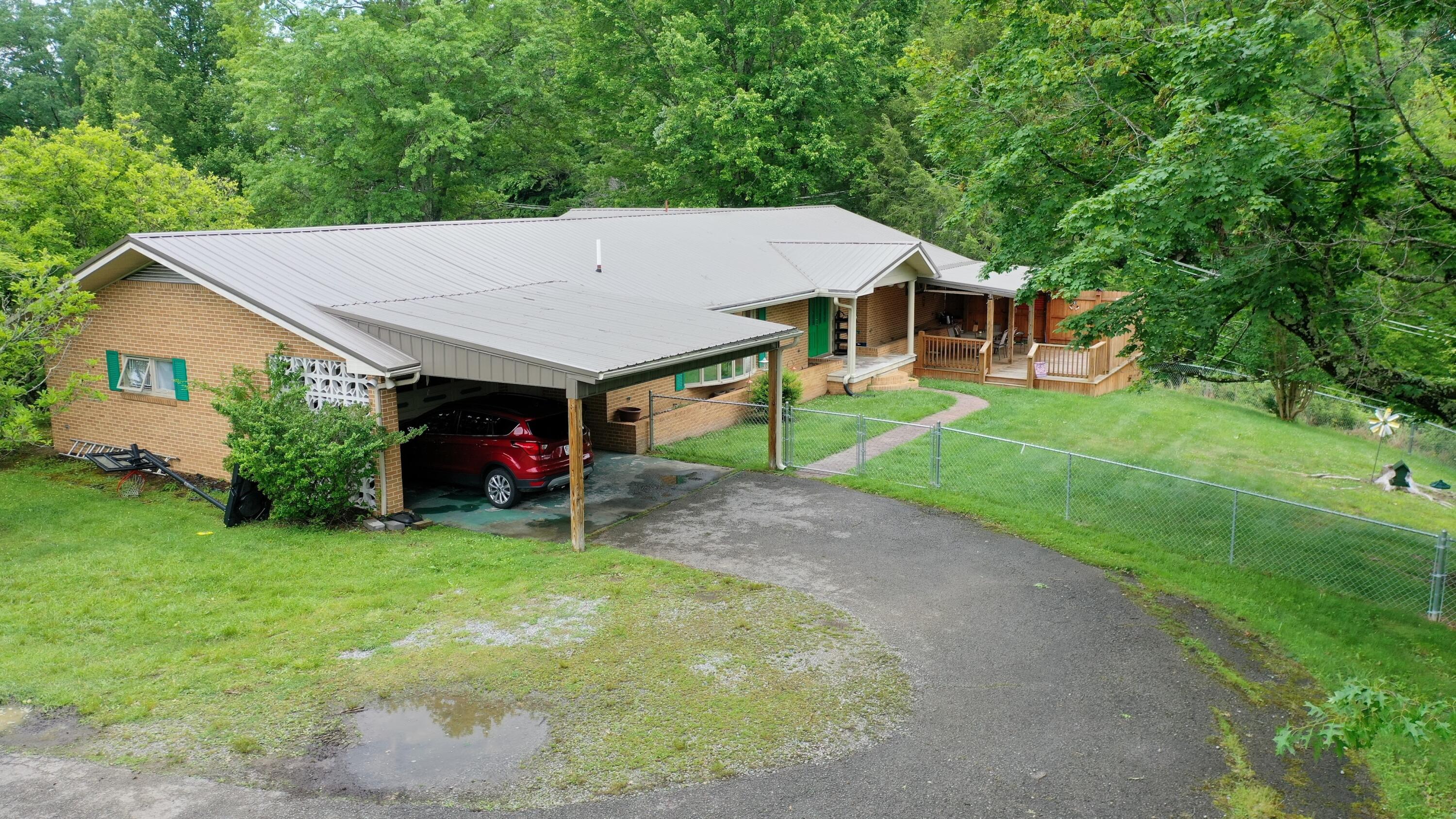 121 Sunset Drive Clintwood, VA 24228 - Photo 3 of 53 DJI_0437