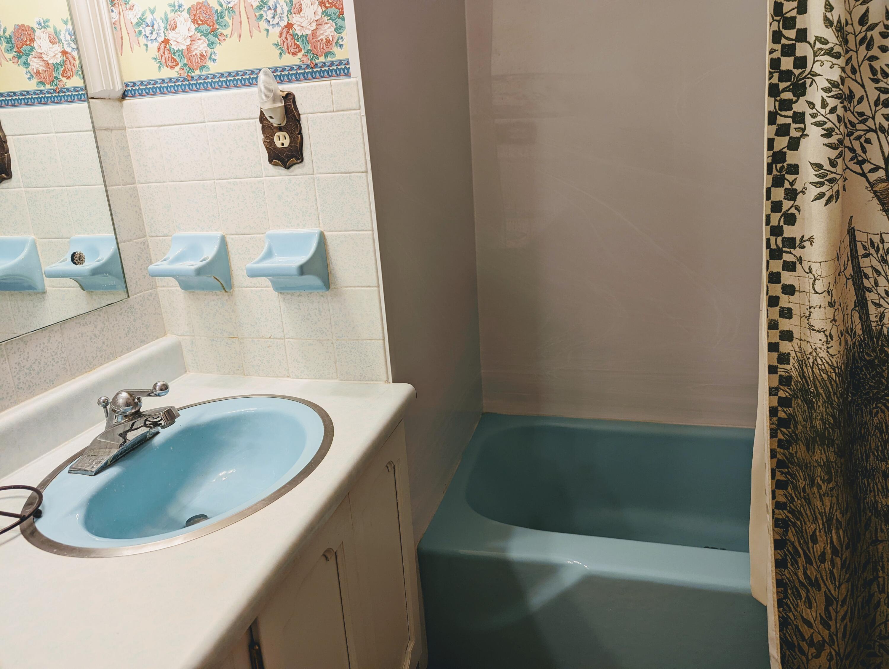 121 Sunset Drive Clintwood, VA 24228 - Photo 33 of 53 PXL_20220622_183942005