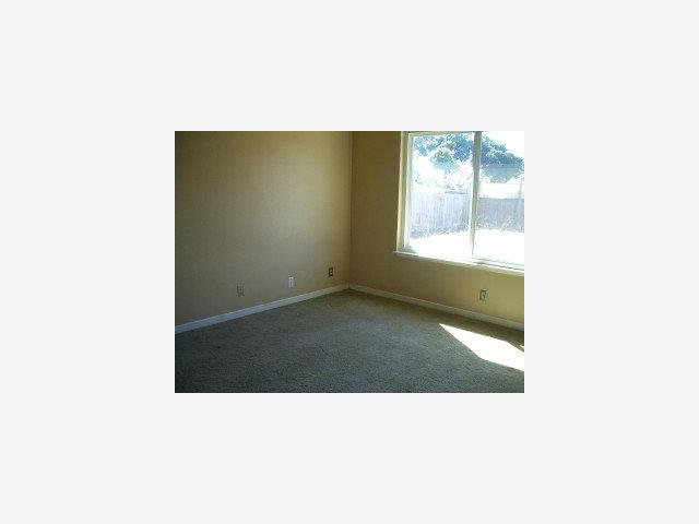 3 Baxter Place Del Rey Oaks, CA 93940 - Photo 5 of 6 Gallery Image 5
