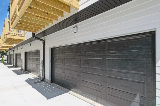 $615,000 | 944 Beloit Avenue, Unit 2, Forest Park, IL 60130