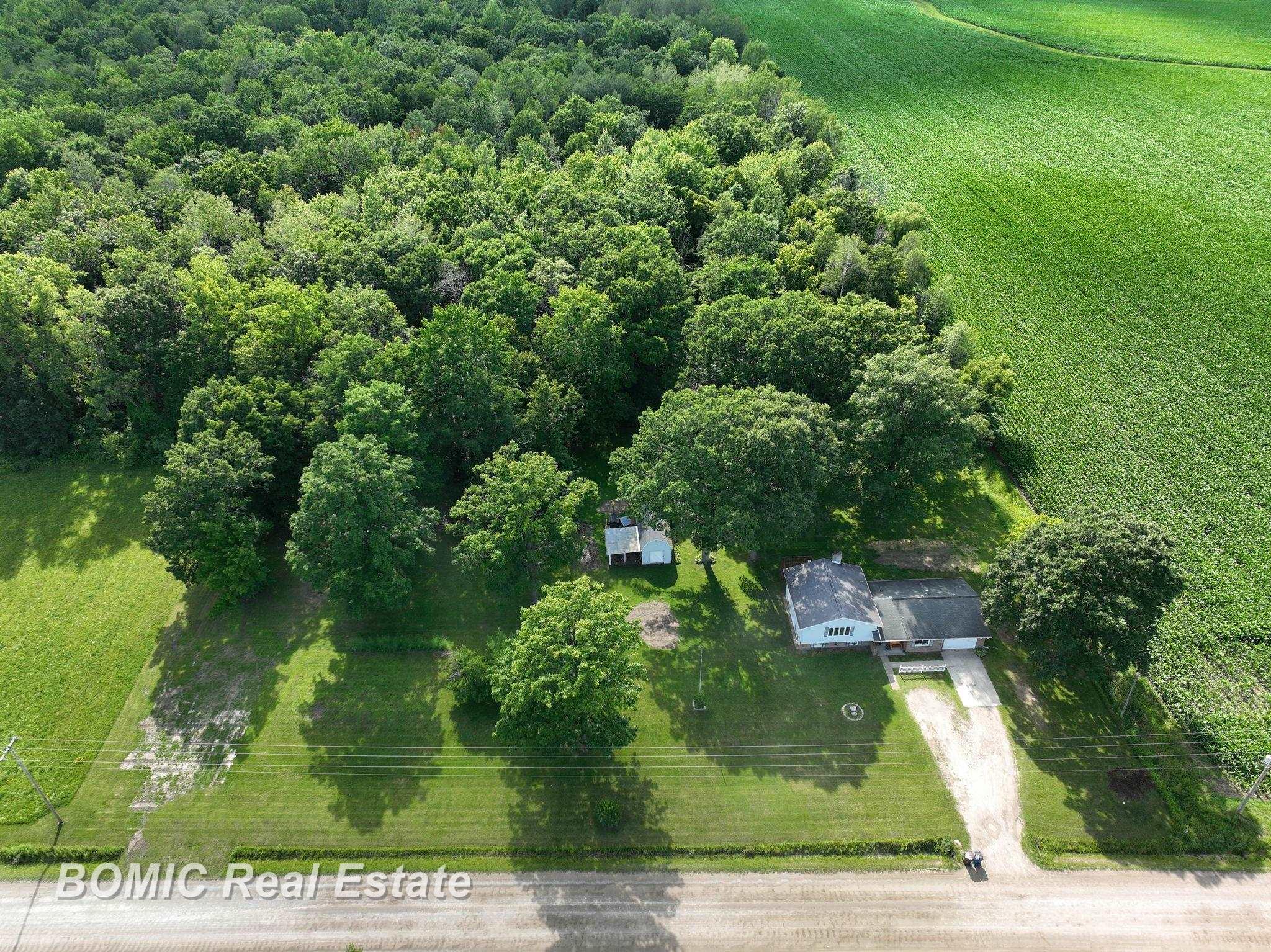 3745 North 11 Mile Road Pinconning, MI 48650 - Photo 3 of 29