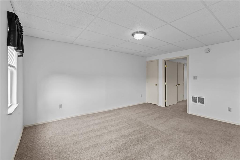 435 Walde Street Pittsburgh, PA 15210 - Photo 14 of 36