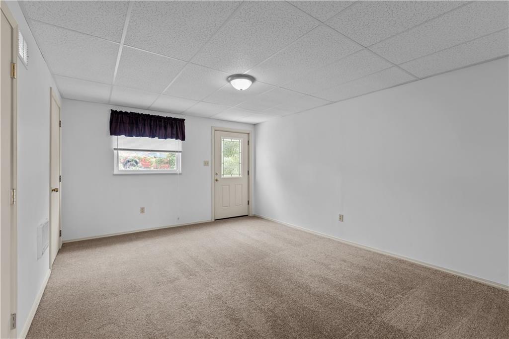 435 Walde Street Pittsburgh, PA 15210 - Photo 16 of 36