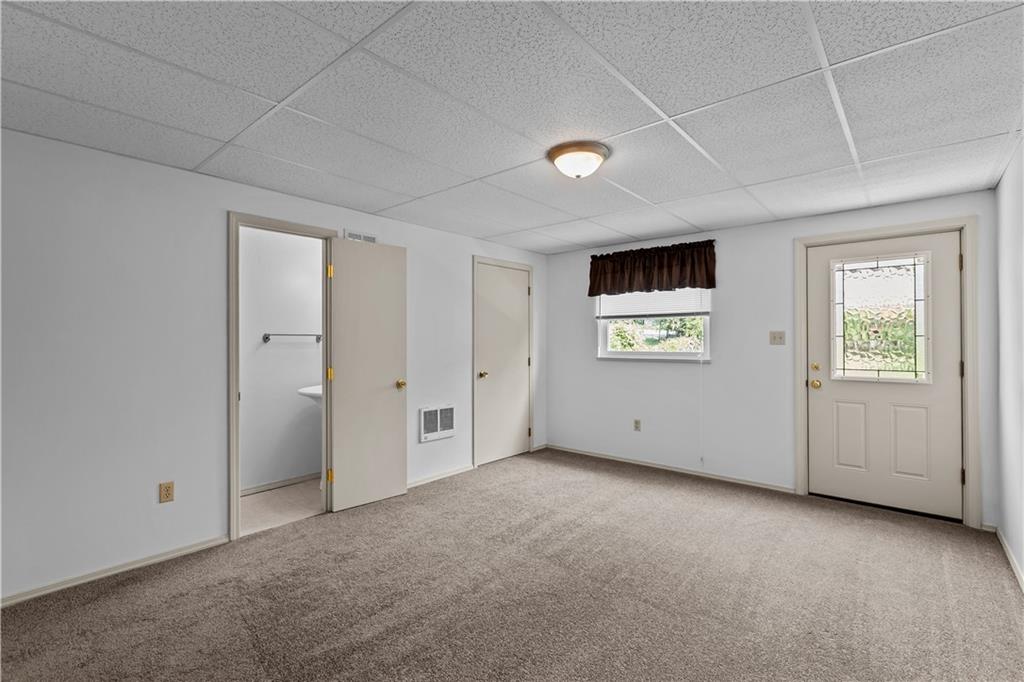 435 Walde Street Pittsburgh, PA 15210 - Photo 18 of 36