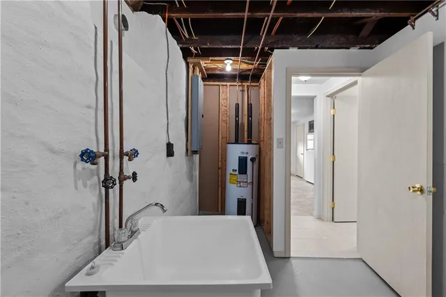 $118,900 | 435 Walde Street, Pittsburgh, PA 15210