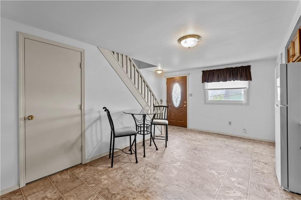 435 Walde Street Pittsburgh, PA 15210 - Photo 5 of 36