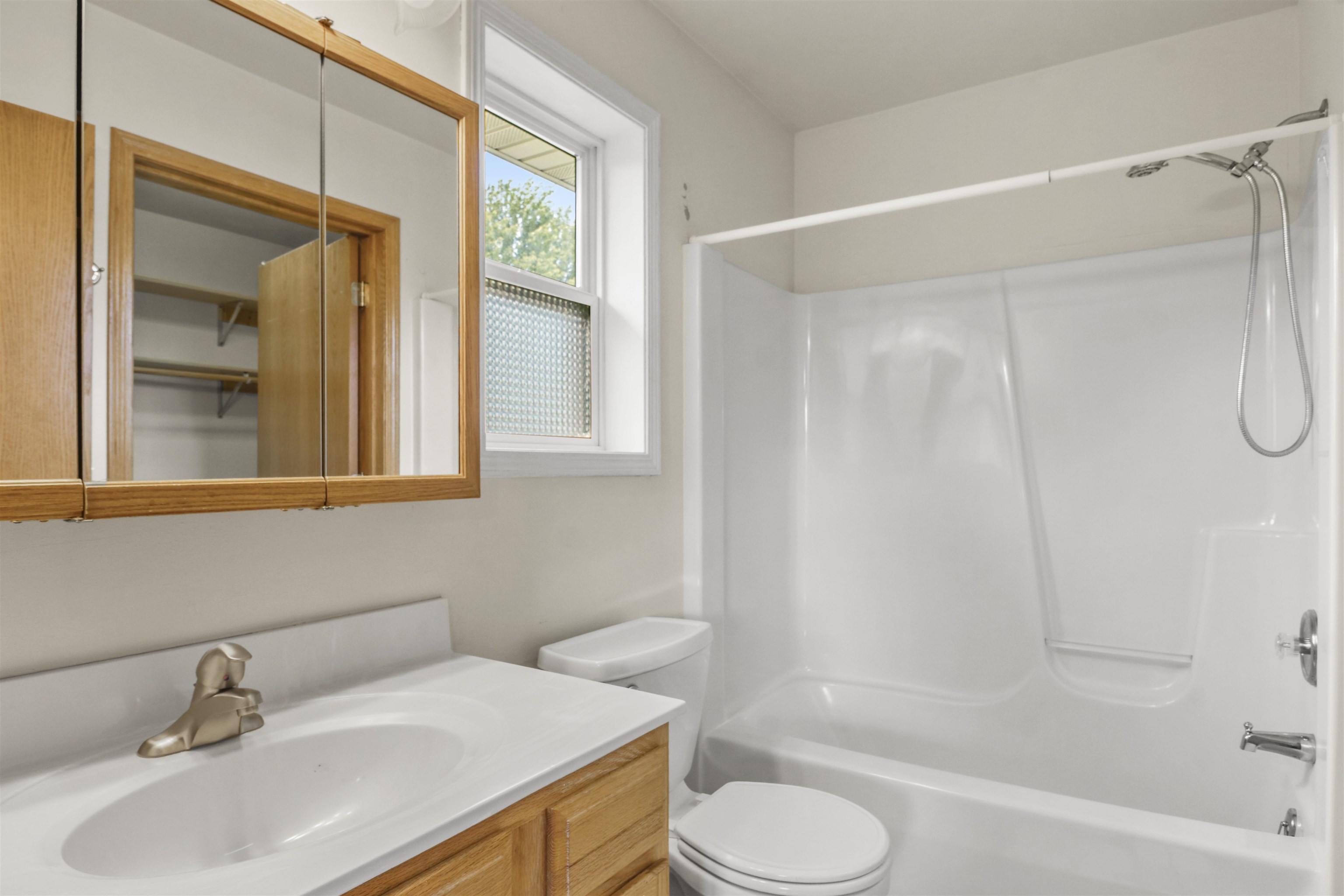 544 Berwick Drive Sun Prairie, WI 53590 - Photo 16 of 35