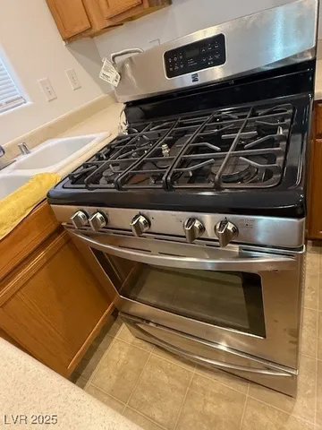 $1,550 | 4049 Asante Cove Street, Las Vegas, NV 89115