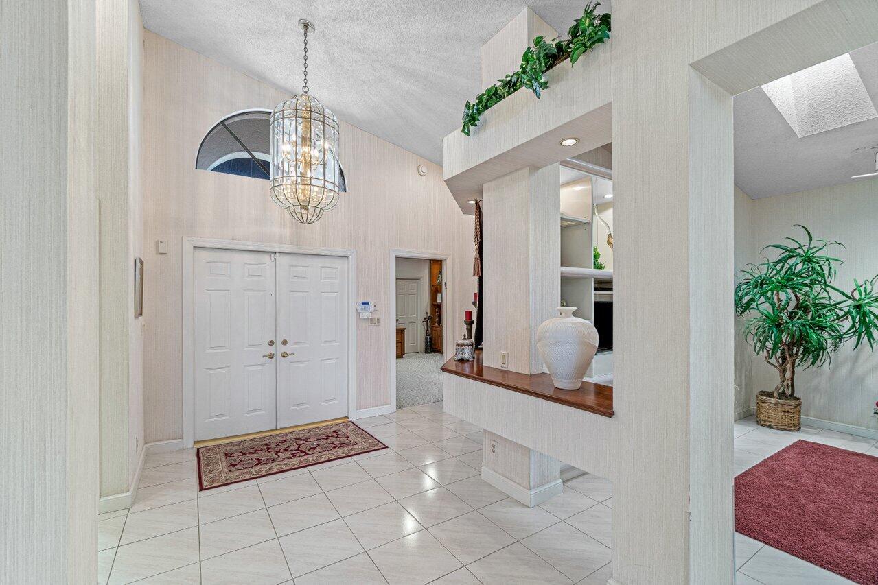 2146 Northwest 60th Circle Boca Raton, FL 33496 - Photo 5 of 35 005-2146Northwest60thCircle-BocaRaton-FL