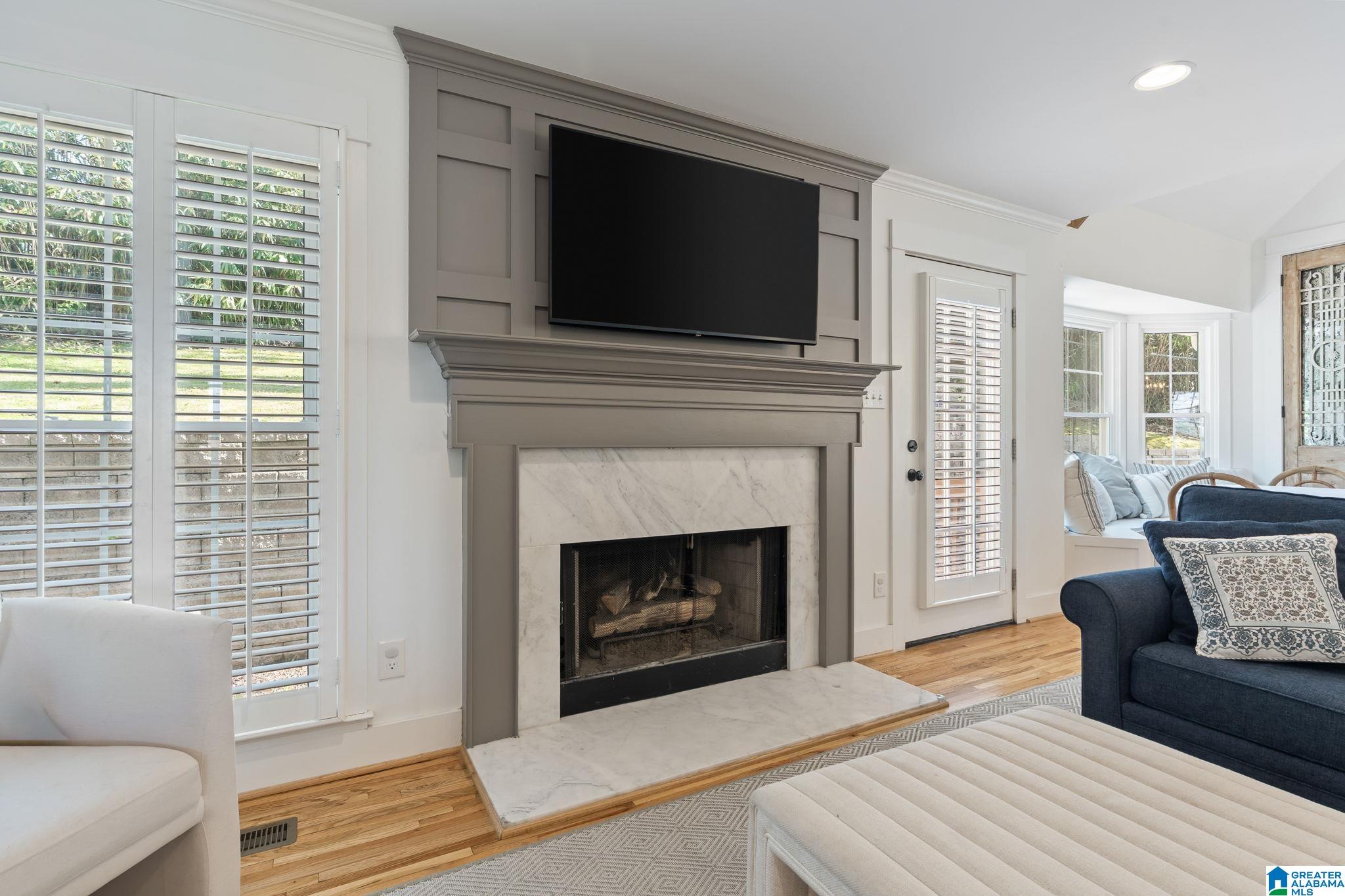 1439 Ridge Road Birmingham, AL 35209 - Photo 5 of 51