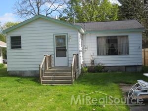 7331 Laurel Road Lexington, MI 48450 - Photo 2 of 7 31195135-1.JPG