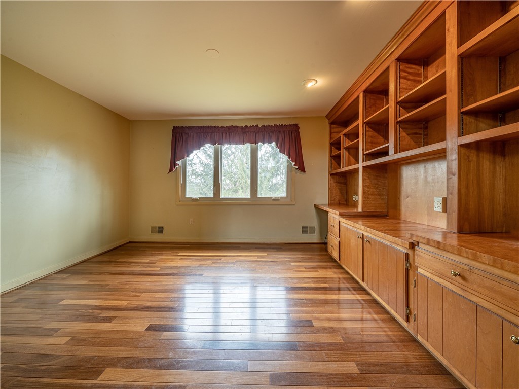 31 Misty Pine Road Perinton, NY 14450 - Photo 17 of 33