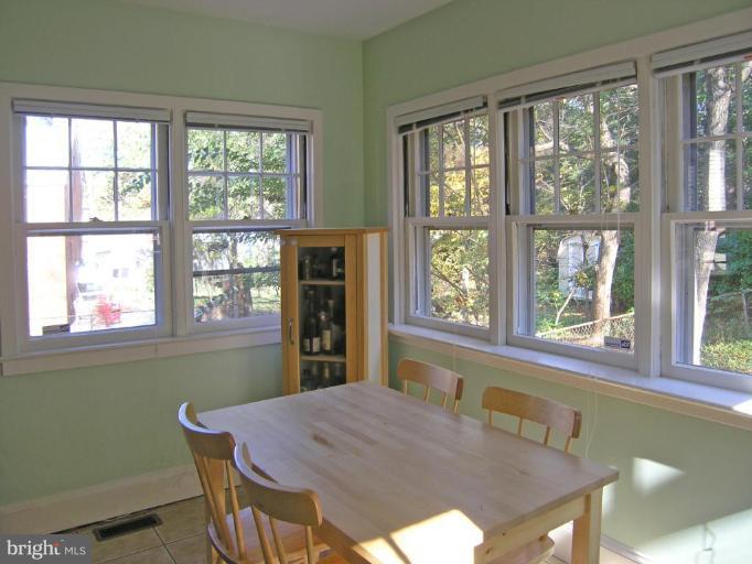 8605 Mayfair Place Silver Spring, MD 20910 - Photo 13 of 23 a dining room with a window