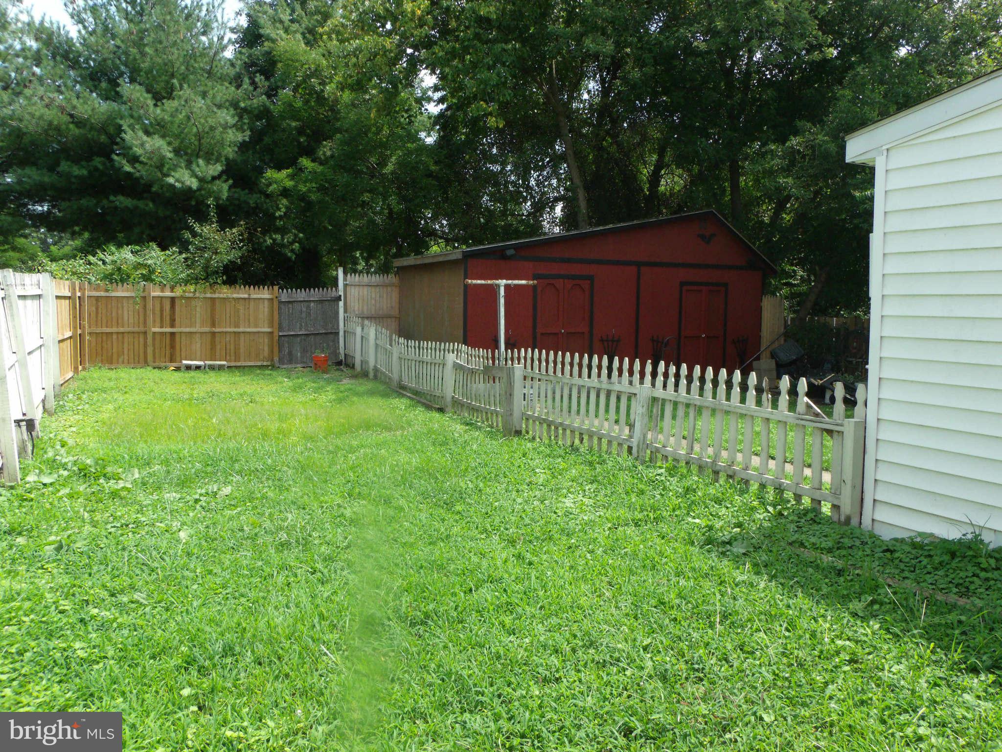 2967 Freeway Baltimore, MD 21227 - Photo 28 of 29 Exterior (Rear)