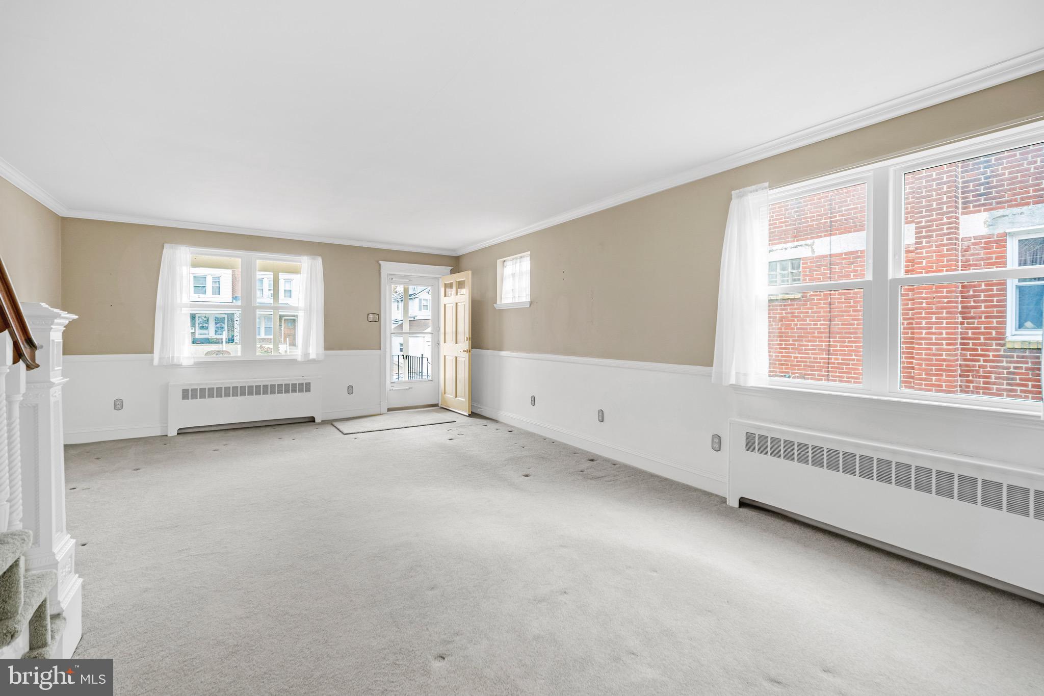 7408 Dungan Road Philadelphia, PA 19111 - Photo 6 of 34 Gallery Image 6