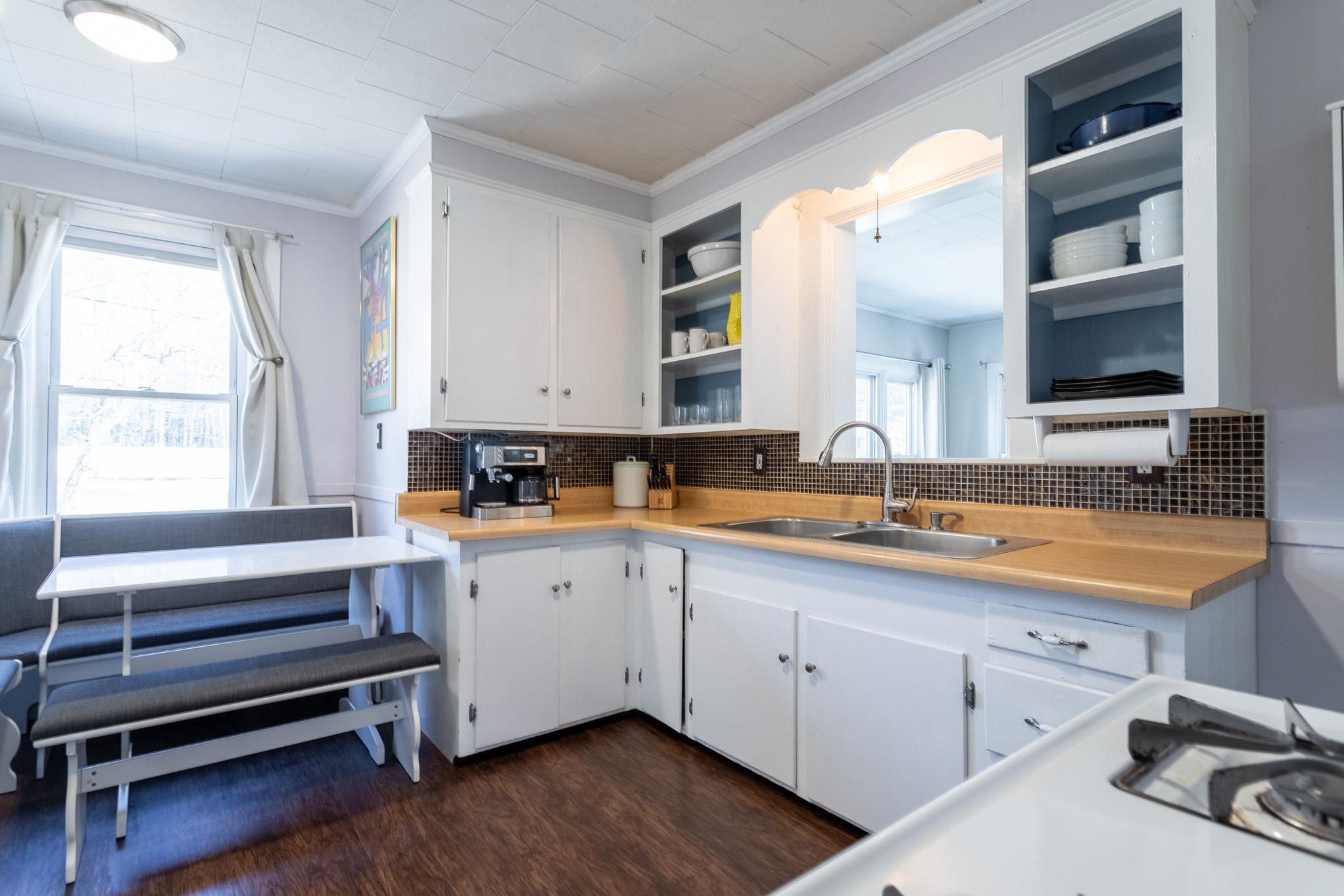447 Ocean Road Portsmouth, NH 03801 - Photo 11 of 27 Gallery Image 11