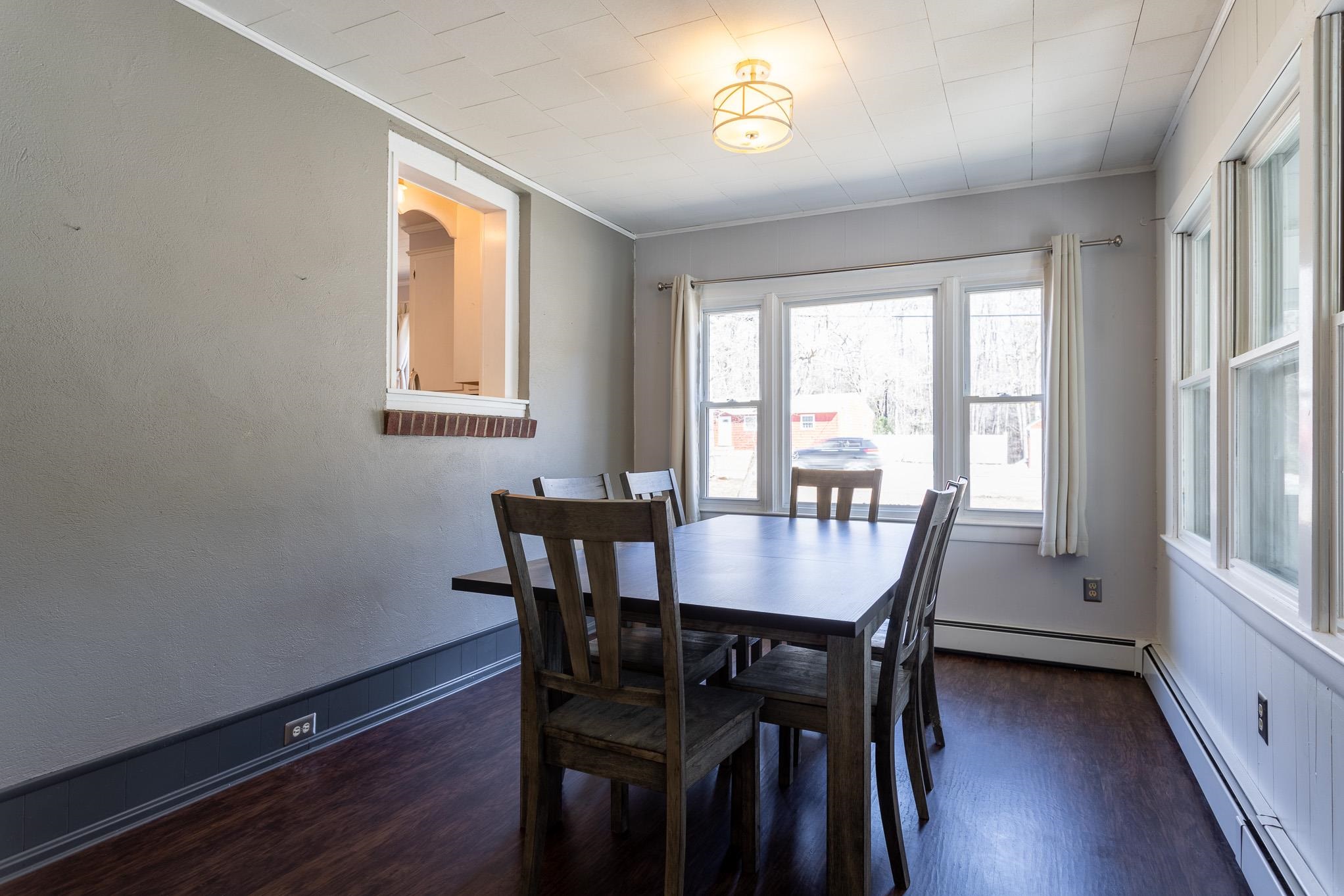 447 Ocean Road Portsmouth, NH 03801 - Photo 9 of 27 Gallery Image 9