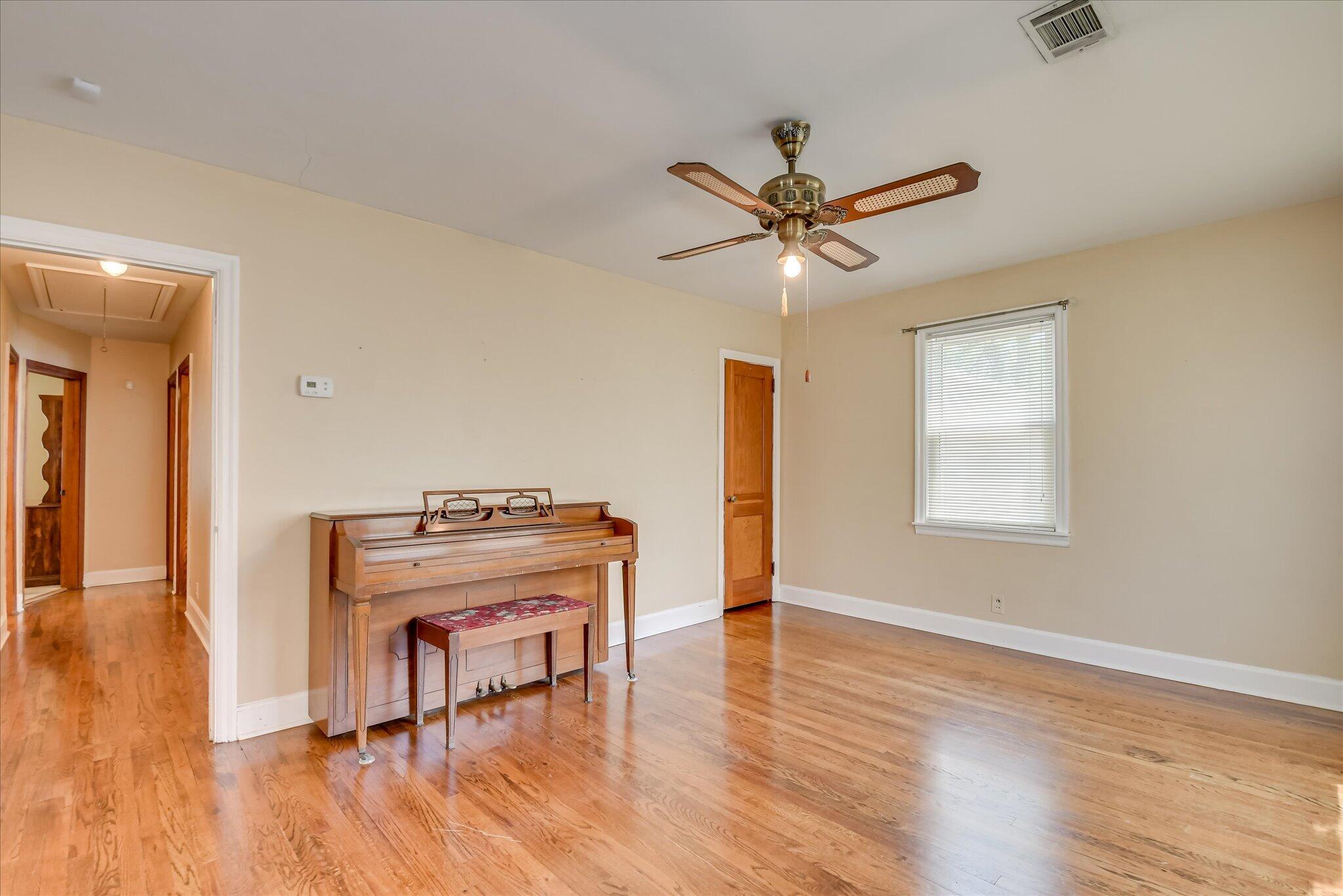 2125 Silverdale Road Augusta, GA 30906 - Photo 9 of 36 09-109