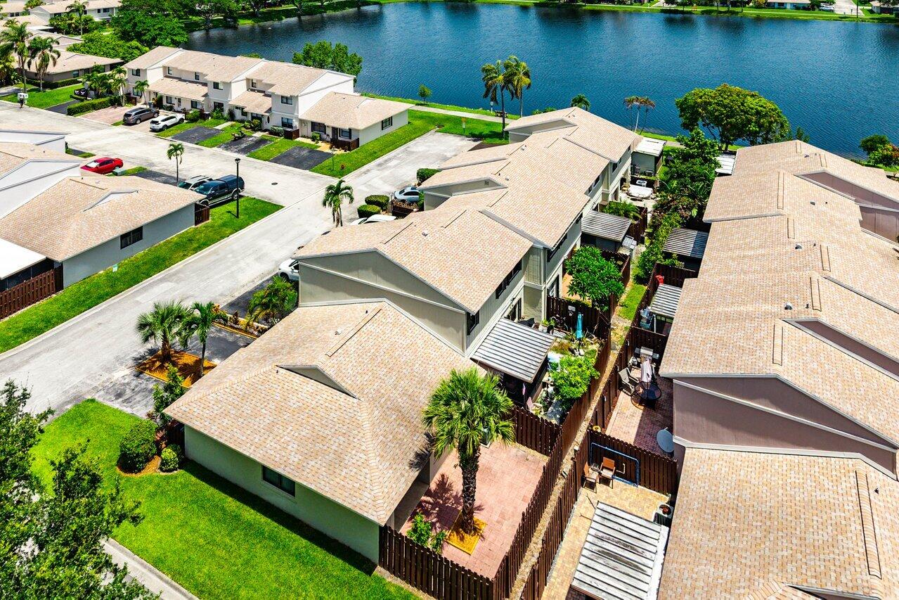 16422 Straw Way Delray Beach, FL 33484 - Photo 5 of 33 16422 Straw Way