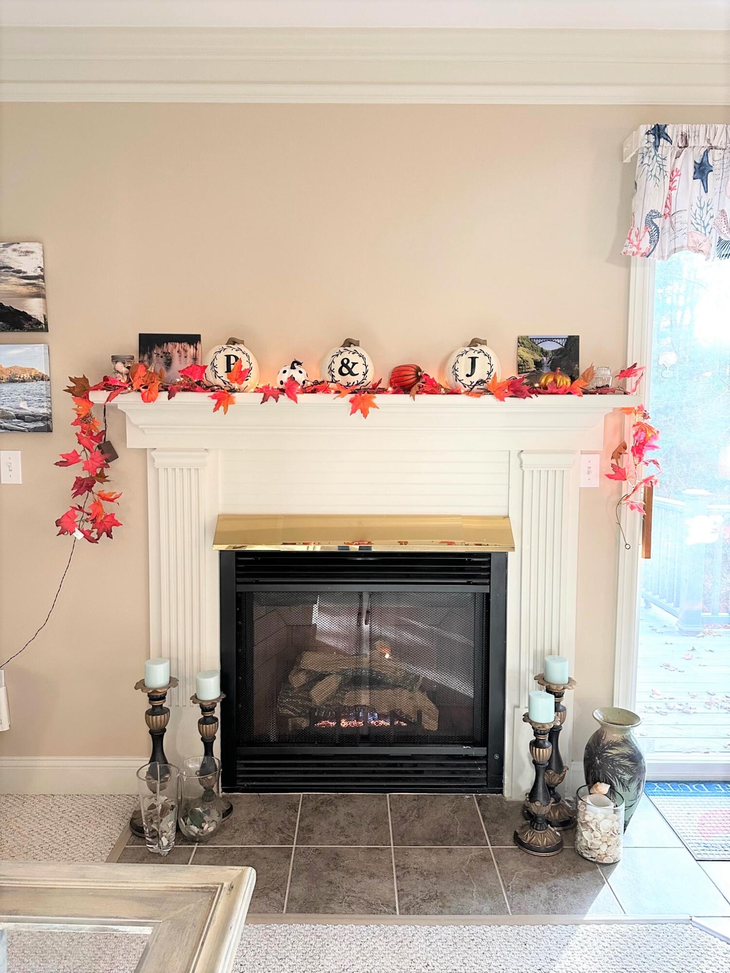 14 Kavanaugh Road, Unit 14 Old Orchard Beach, ME 04064 - Photo 21 of 47 Living room 4
