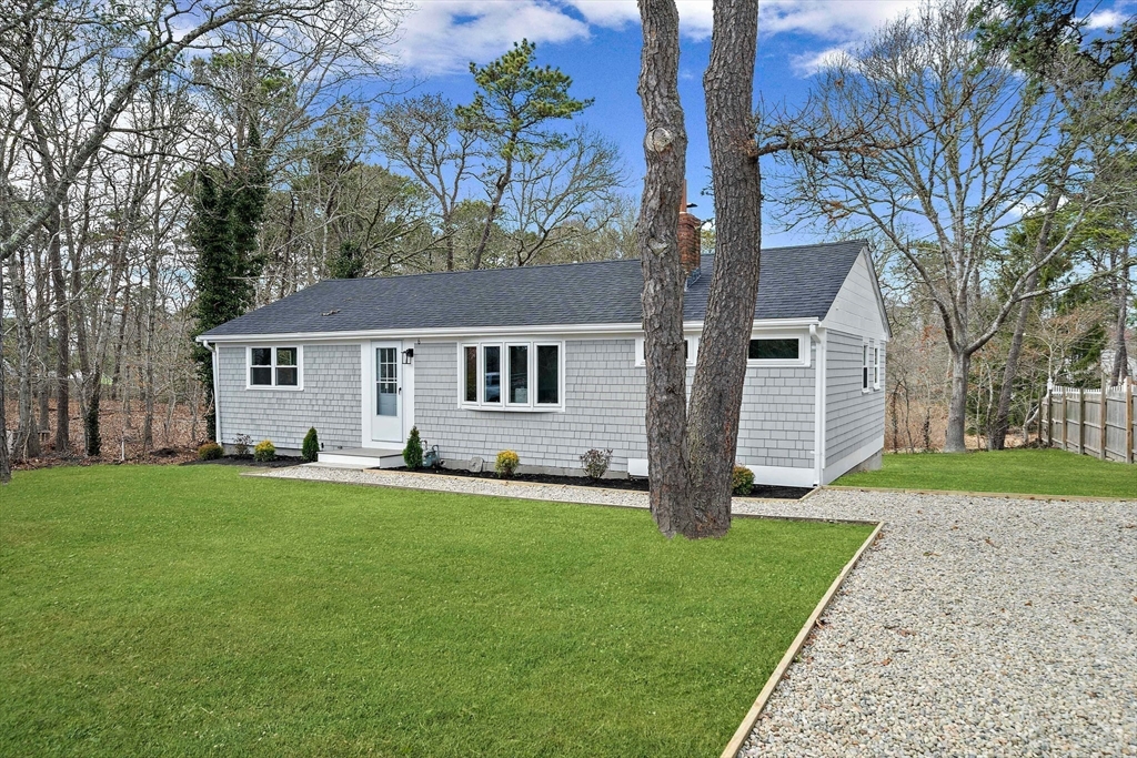 6 Raintree Road Dennis, MA 02639 - Photo 2 of 27