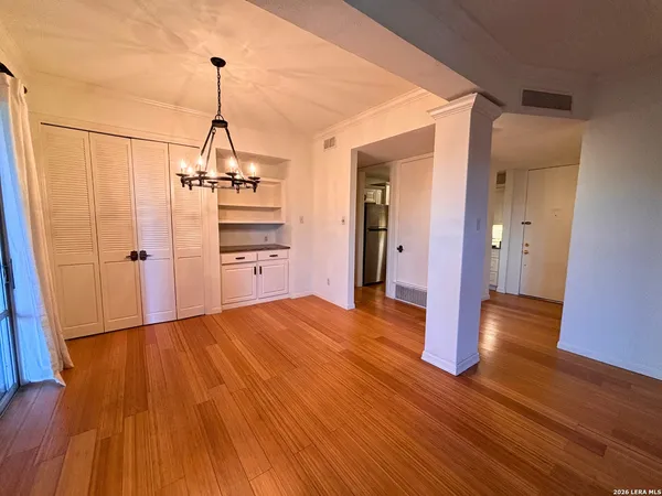 $1,500 | 7709 Broadway, Unit 323, San Antonio, TX 78209