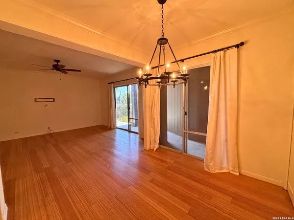 $1,500 | 7709 Broadway, Unit 323, San Antonio, TX 78209