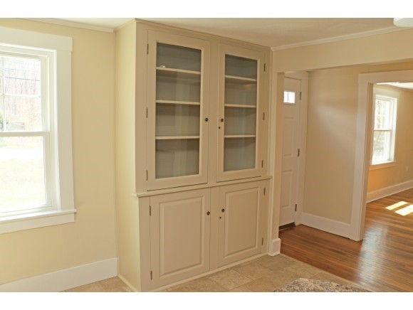 196 Wilton Road Peterborough, NH 03458 - Photo 6 of 16