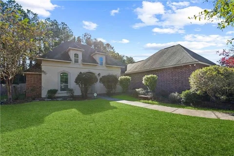 $526,000 | 201 Acadia Park Drive, Covington, LA 70435